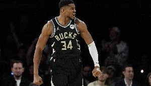 字母哥：一直在跟兄弟提醒这场是生死战 每场比赛都能决定命运