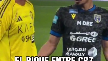 S赛信息-C罗与贴防他的后卫发生口角，厉声告诉对方：别碰我